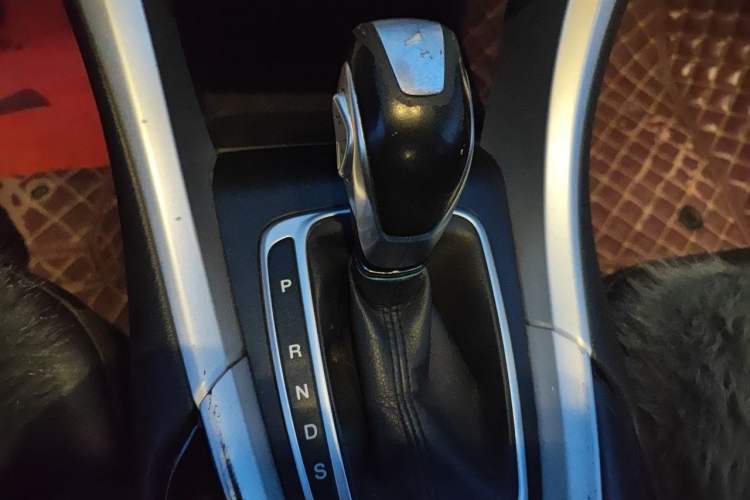 Used Ford Mondeo 2013 1.5L GTDi180 Fashion Edition Gear Lever