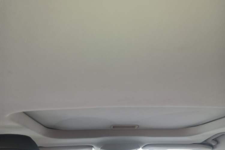 Used Ford Mondeo 2013 2.0L GTDi 200 Fashion Edition Headliner