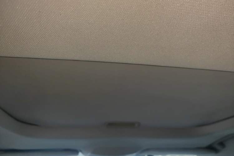 Used Ford Mondeo 2013 2.0L GTDi 200 Luxury Model Headliner