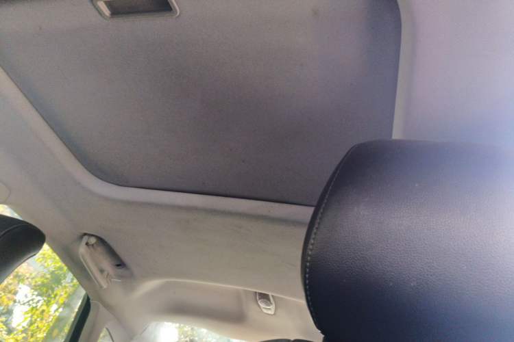 Used Ford Mondeo 2013 2.0L GTDi 200 Fashion Edition Headliner