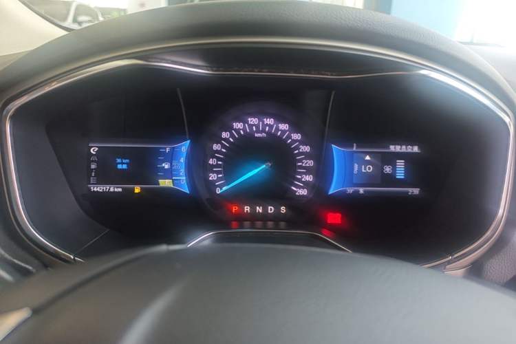 Used Ford Mondeo 2013 2.0L GTDi 200 Luxury Model Instrument Cluster