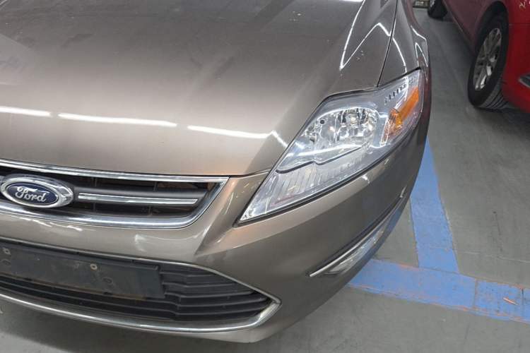 Used Ford Mondeo 2013 2.3L Fashion Edition Left Front Headlight
