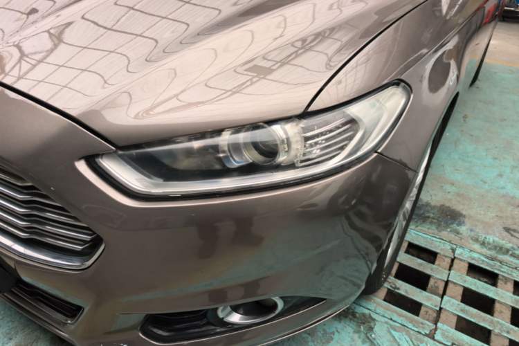 Used Ford Mondeo 2013 2.0L GTDi 200 Fashion Edition Left Front Headlight