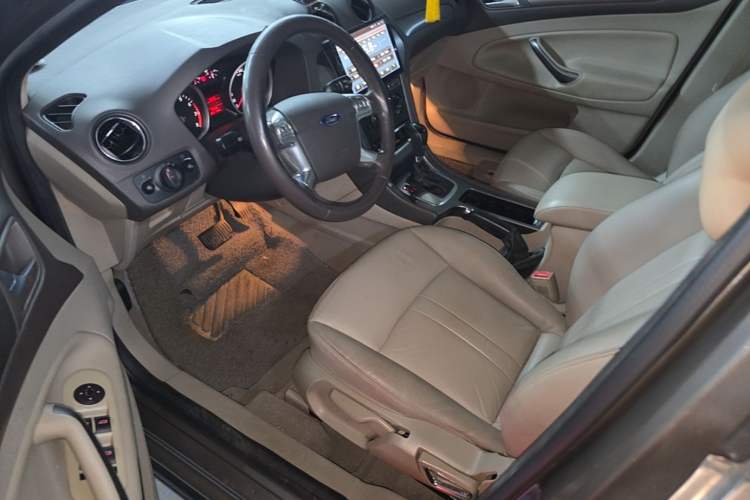 Used Ford Mondeo 2013 2.3L Fashion Edition Left Front Seat