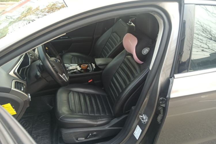 Used Ford Mondeo 2013 2.0L GTDi 200 Fashion Edition Left Front Seat