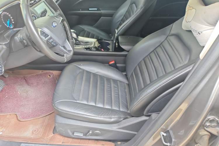 Used Ford Mondeo 2013 2.0L GTDi 200 Fashion Edition Left Front Seat