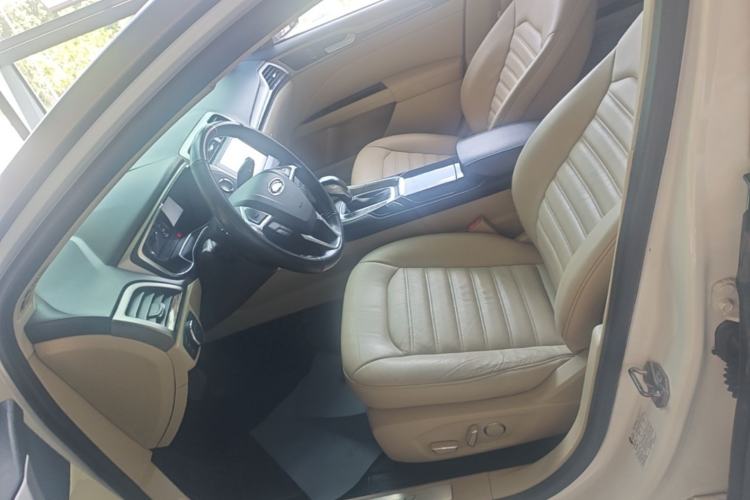 Used Ford Mondeo 2013 2.0L GTDi 200 Luxury Model Left Front Seat