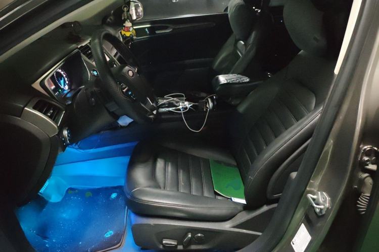 Used Ford Mondeo 2013 2.0L GTDi 200 Fashion Edition Left Front Seat