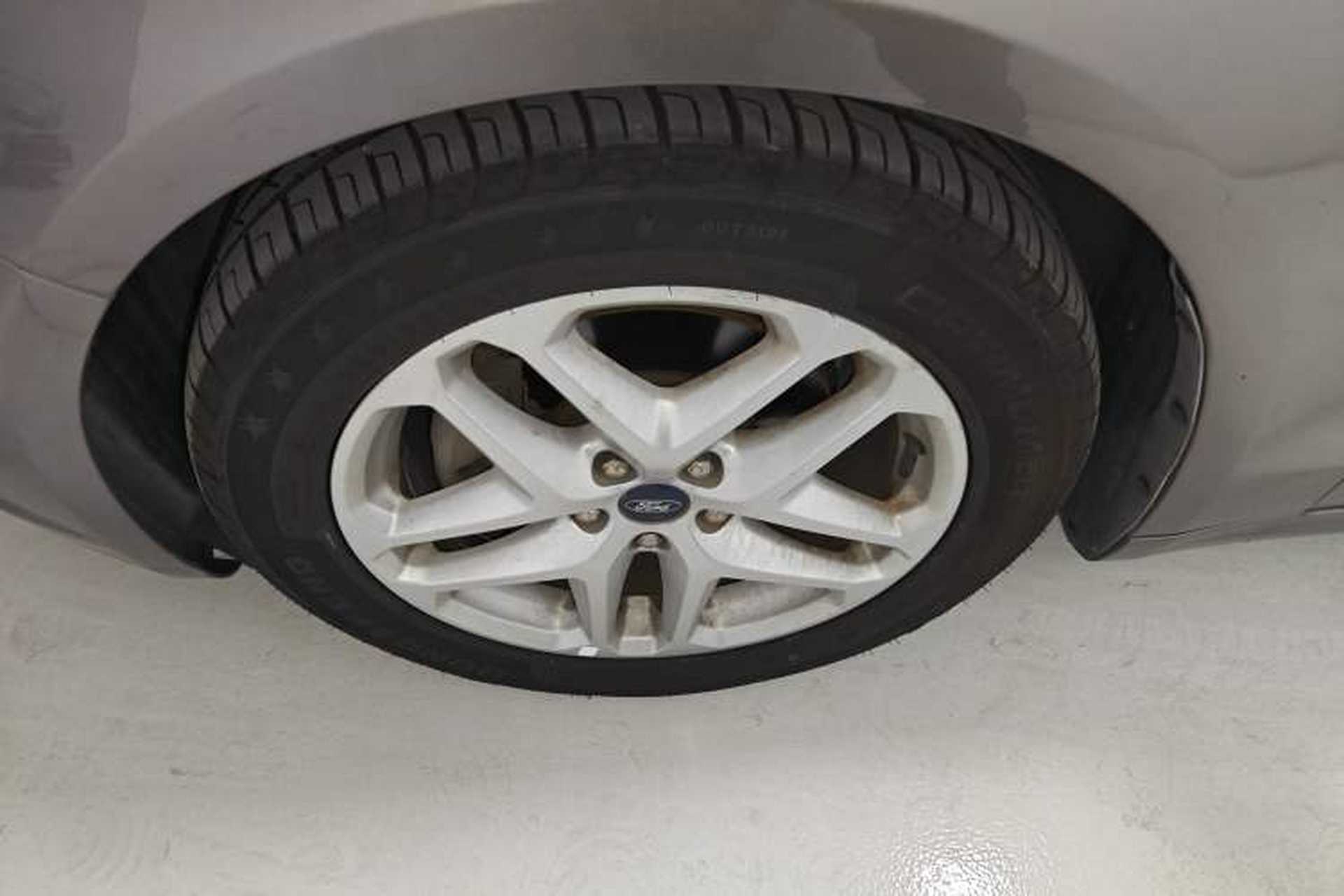 Used Ford Mondeo 2013 1.5L GTDi180 Fashion Edition Left Front Wheel Hub