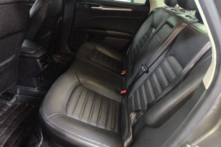 Used Ford Mondeo 2013 1.5L GTDi180 Fashion Edition Left Rear Seat