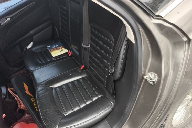 Used Ford Mondeo 2013 2.0L GTDi 200 Fashion Edition Left Rear Seat