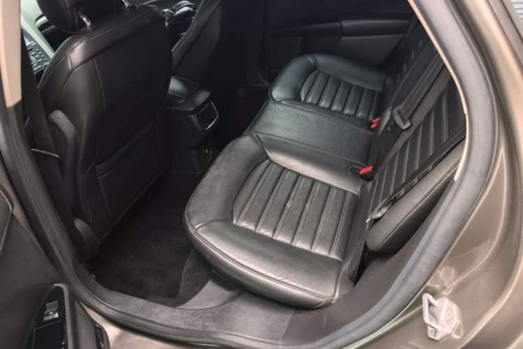 Used Ford Mondeo 2013 2.0L GTDi 200 Fashion Edition Left Rear Seat