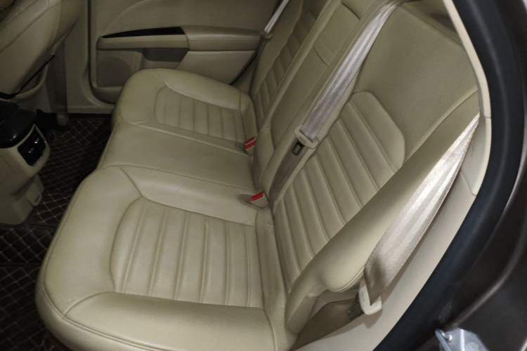 Used Ford Mondeo 2013 2.0L GTDi 200 Luxury Model Left Rear Seat