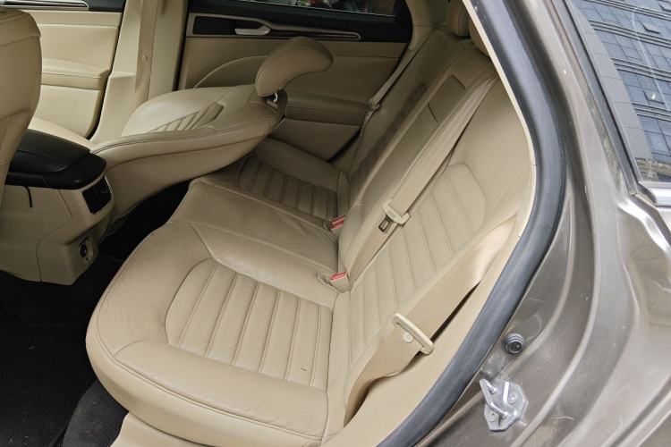 Used Ford Mondeo 2013 2.0L GTDi 200 Luxury Model Left Rear Seat