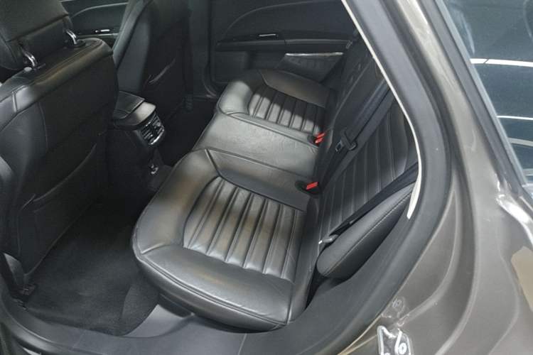 Used Ford Mondeo 2013 2.0L GTDi 200 Fashion Edition Left Rear Seat