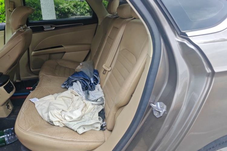 Used Ford Mondeo 2013 1.5L GTDi180 Fashion Edition Left Rear Seat