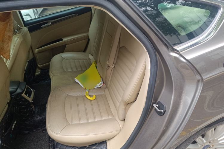Used Ford Mondeo 2013 2.0L GTDi 200 Fashion Edition Left Rear Seat