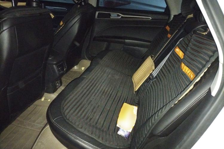 Used Ford Mondeo 2013 2.0L GTDi 200 Fashion Edition Left Rear Seat