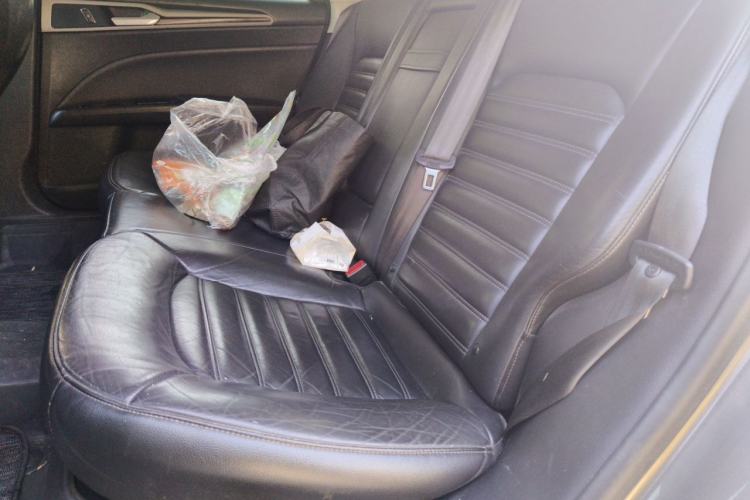 Used Ford Mondeo 2013 2.0L GTDi 200 Fashion Edition Left Rear Seat