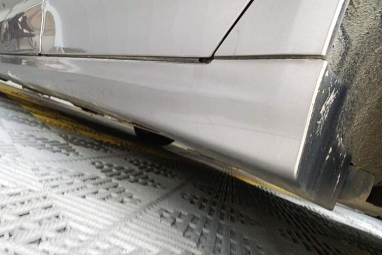 Used Ford Mondeo 2013 2.0L GTDi 200 Fashion Edition Left Side Sill