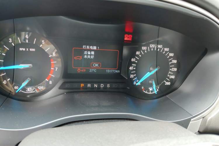 Used Ford Mondeo 2013 1.5L GTDi180 Fashion Edition Odometer Close Up