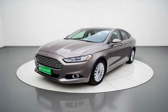 Ojetý Ford Mondeo 2013 2.0L GTDi 200 Luxury Model
