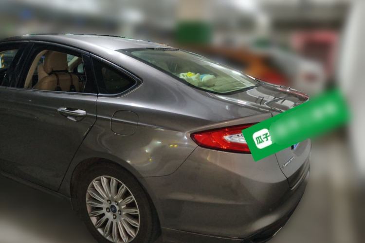Used Ford Mondeo 2013 2.0L GTDi 200 Luxury Model Rear Left 45 Deg