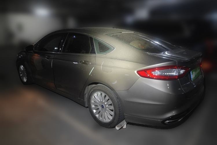 Used Ford Mondeo 2013 2.0L GTDi 200 Fashion Edition Rear Left 45 Deg