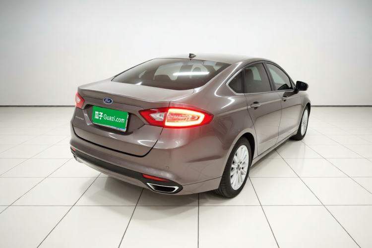 Used Ford Mondeo 2013 2.0L GTDi 200 Fashion Edition Rear Right 45 Deg