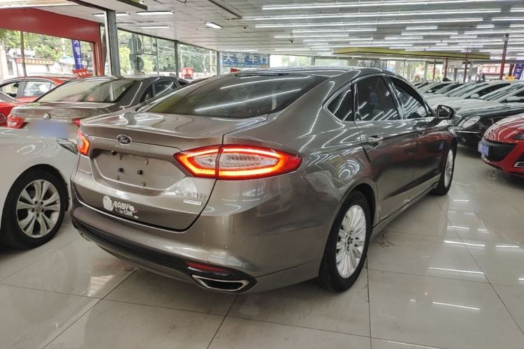 Used Ford Mondeo 2013 2.0L GTDi 200 Fashion Edition Rear Right 45 Deg