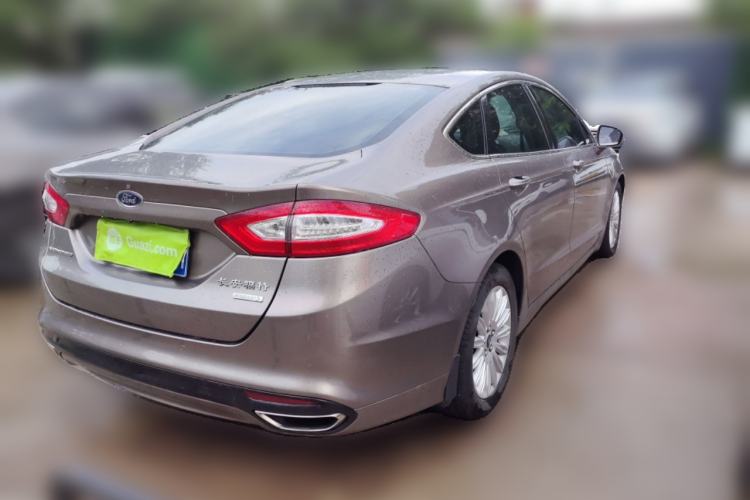 Used Ford Mondeo 2013 2.0L GTDi 200 Luxury Model Rear Right 45 Deg