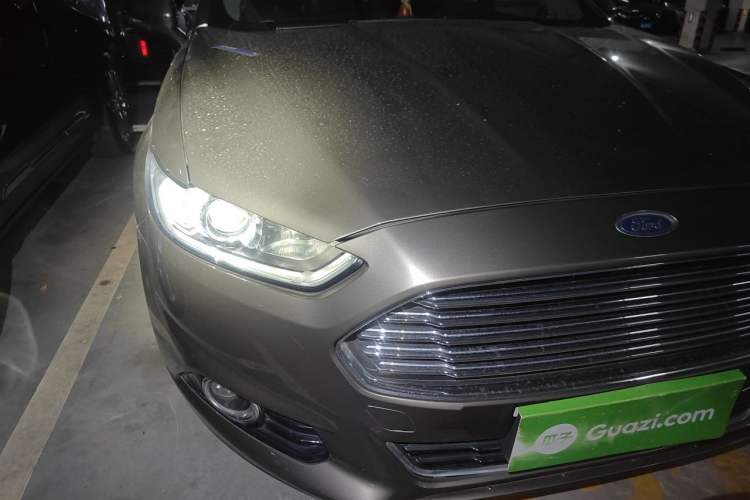 Used Ford Mondeo 2013 2.0L GTDi 200 Fashion Edition Right Front Headlight