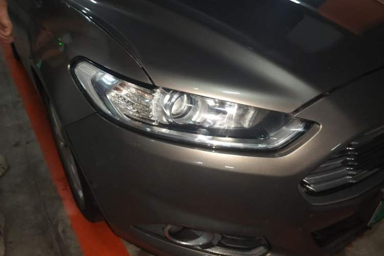 Used Ford Mondeo 2013 1.5L GTDi180 Fashion Edition Right Front Headlight