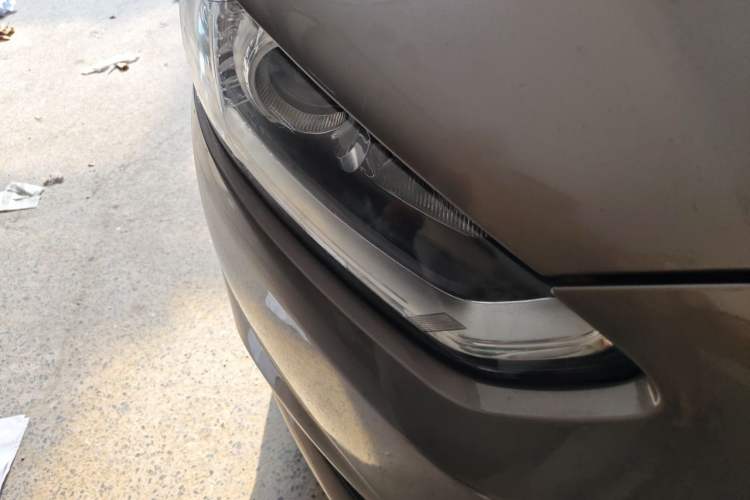 Used Ford Mondeo 2013 1.5L GTDi180 Fashion Edition Right Front Headlight
