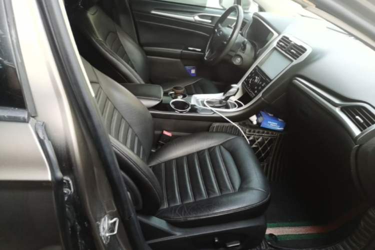 Used Ford Mondeo 2013 1.5L GTDi180 Fashion Edition Right Front Seat