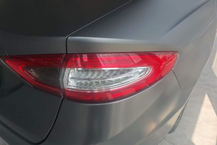 Used Ford Mondeo 2013 2.0L GTDi 200 Luxury Model Right Rear Taillight