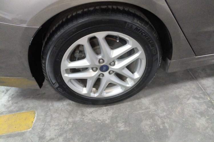 Used Ford Mondeo 2013 1.5L GTDi180 Fashion Edition Right Rear Wheel Hub
