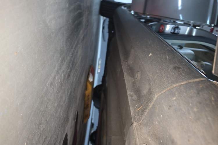 Used Ford Mondeo 2013 2.3L Fashion Edition Right Side Sill