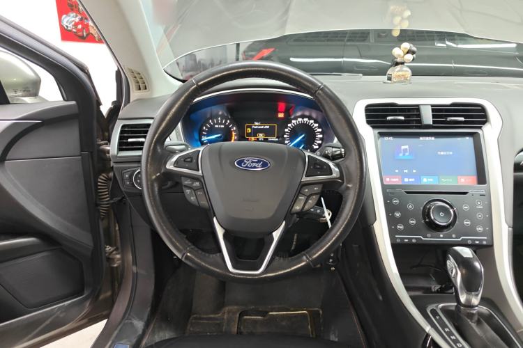 Used Ford Mondeo 2013 1.5L GTDi180 Fashion Edition Steering Wheel