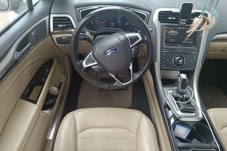 Used Ford Mondeo 2013 2.0L GTDi240 Ultimate Edition Steering Wheel