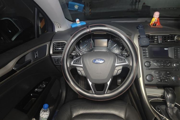 Used Ford Mondeo 2013 2.0L GTDi 200 Fashion Edition Steering Wheel