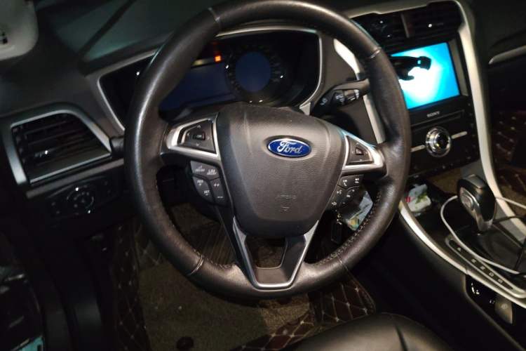 Used Ford Mondeo 2013 1.5L GTDi180 Fashion Edition Steering Wheel