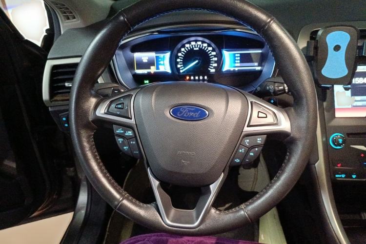 Used Ford Mondeo 2013 2.0L GTDi 200 Luxury Model Steering Wheel