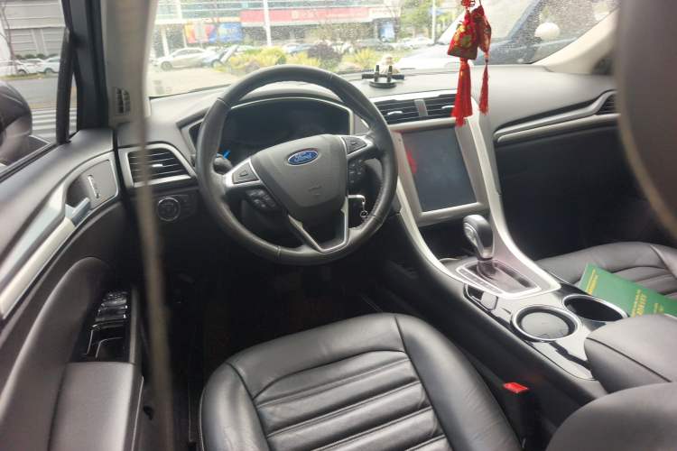 Used Ford Mondeo 2013 1.5L GTDi180 Fashion Edition Steering Wheel