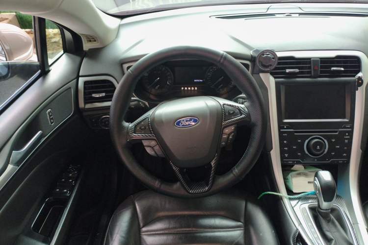 Used Ford Mondeo 2013 1.5L GTDi180 Fashion Edition Steering Wheel