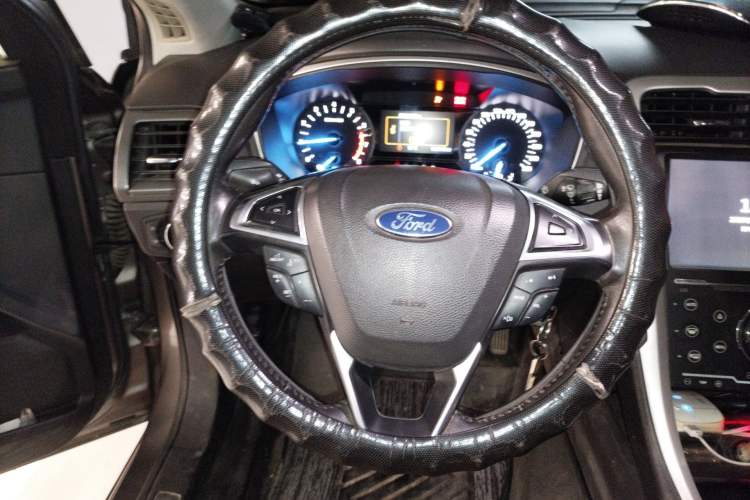 Used Ford Mondeo 2013 1.5L GTDi180 Fashion Edition Steering Wheel