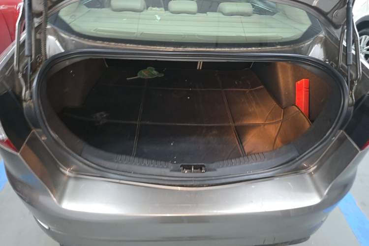 Used Ford Mondeo 2013 2.3L Fashion Edition Trunk