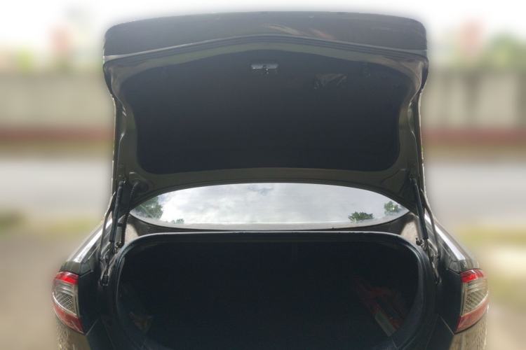 Used Ford Mondeo 2013 2.3L Fashion Edition Trunk