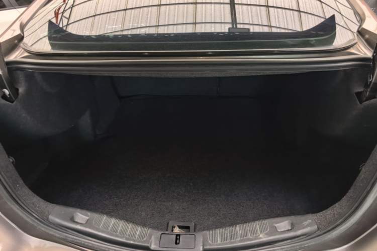 Used Ford Mondeo 2013 2.0L GTDi 200 Fashion Edition Trunk