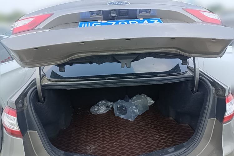 Used Ford Mondeo 2013 1.5L GTDi180 Fashion Edition Trunk